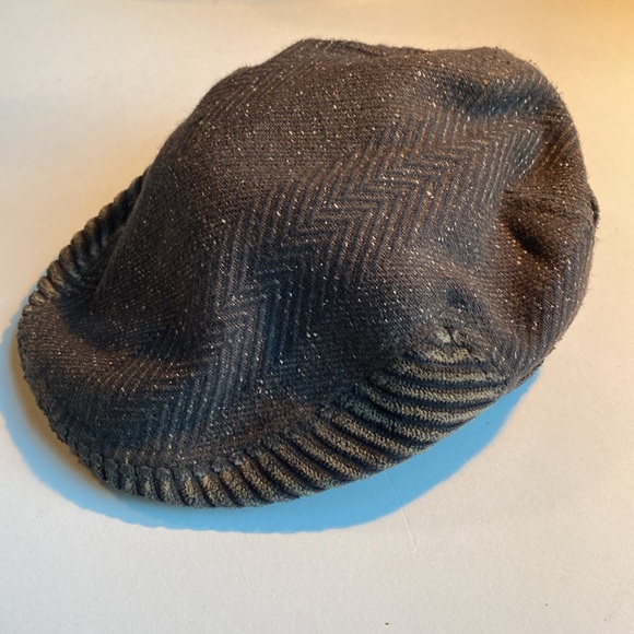 ❗️SALE❗️Men’s newsboy cap with buckle detail - Picture 4 of 7